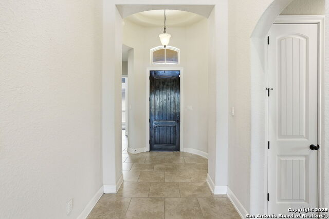 Image 3 of 45 For 6014 Dewdrop