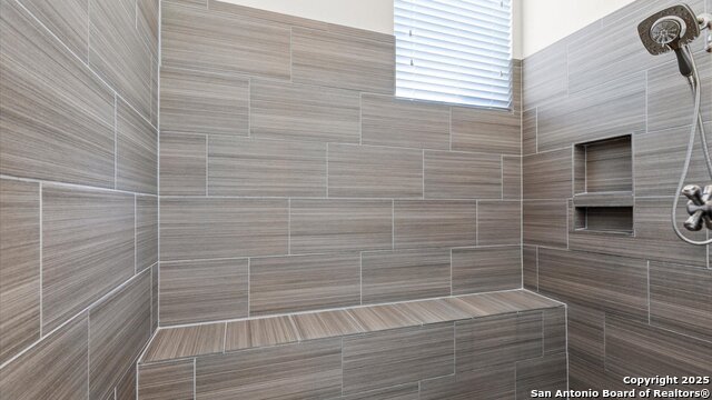 Listing photo id 18 for 8231 Shining Elk