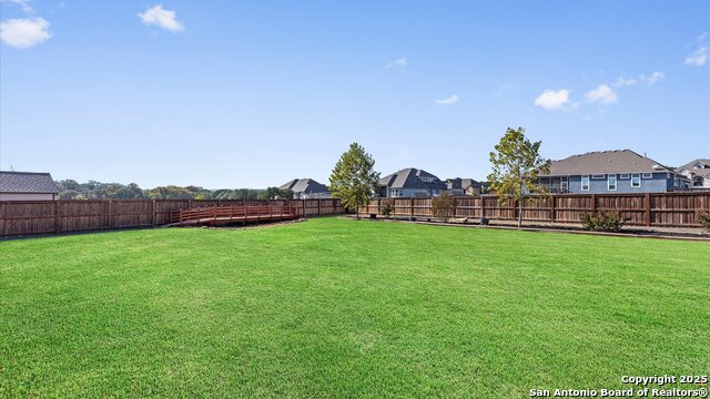 Listing photo id 32 for 8231 Shining Elk