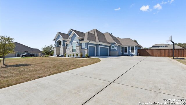 Listing photo id 35 for 8231 Shining Elk