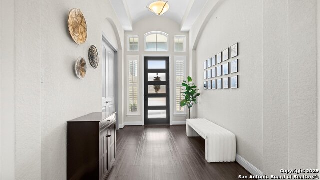 Listing photo id 3 for 8231 Shining Elk