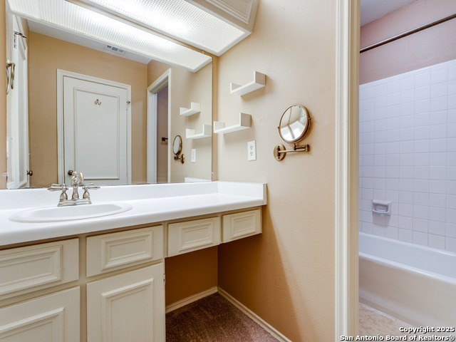 Image 22 of 25 For 7815 Broadway  408d