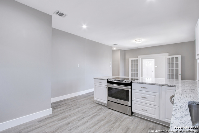 Listing photo id 11 for 115 Hermitage