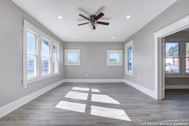 Listing photo id 1 for 115 Hermitage