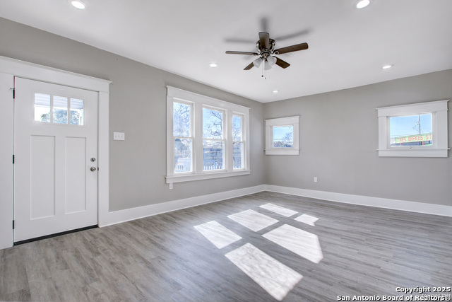 Listing photo id 2 for 115 Hermitage