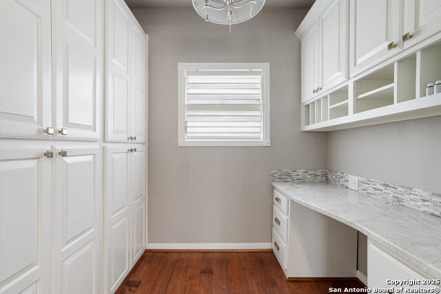 Image 16 of 42 For 1071 Fieldstone