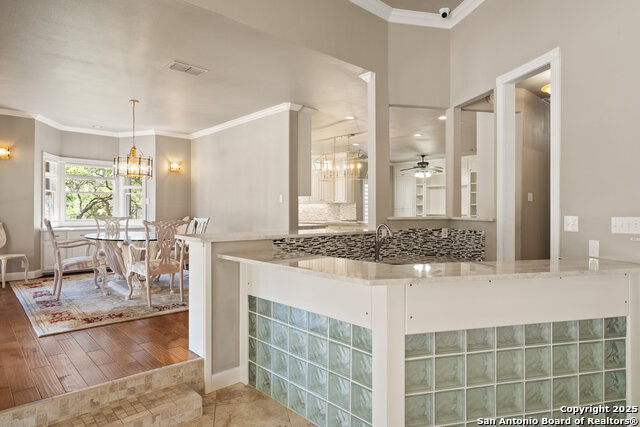 Image 18 of 42 For 1071 Fieldstone