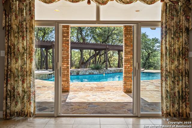 Image 21 of 42 For 1071 Fieldstone