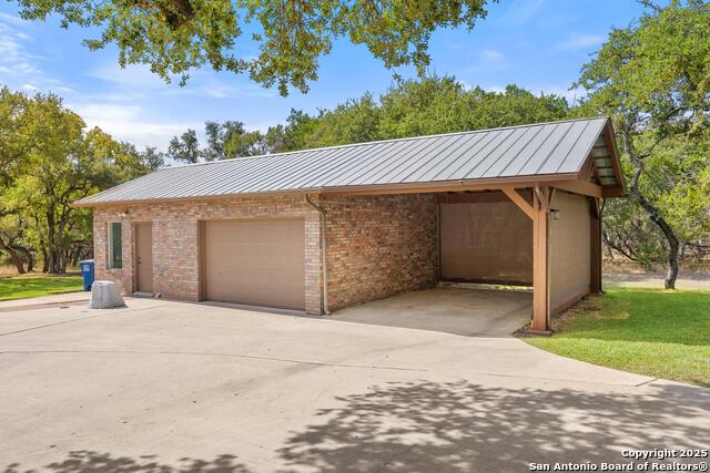 Image 9 of 42 For 1071 Fieldstone