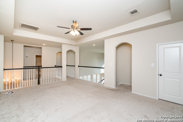 Listing photo id 28 for 9142 Yearling St