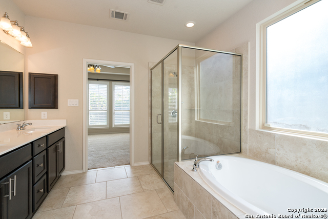 Listing photo id 47 for 9142 Yearling St