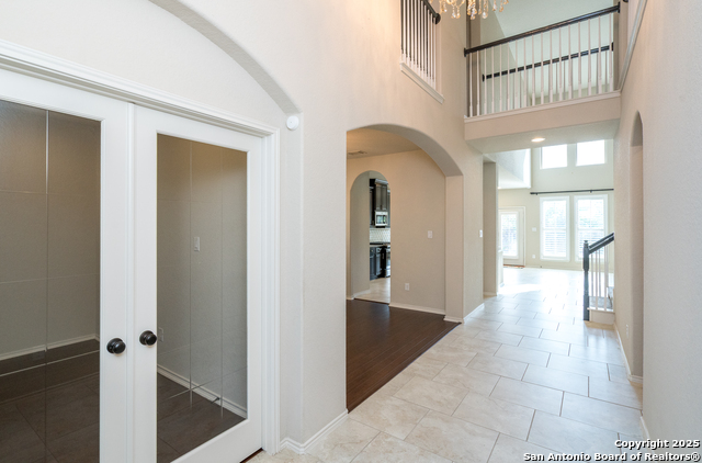 Listing photo id 4 for 9142 Yearling St