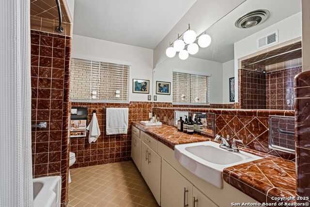 Image 17 of 46 For 1308 Spanish Oaks