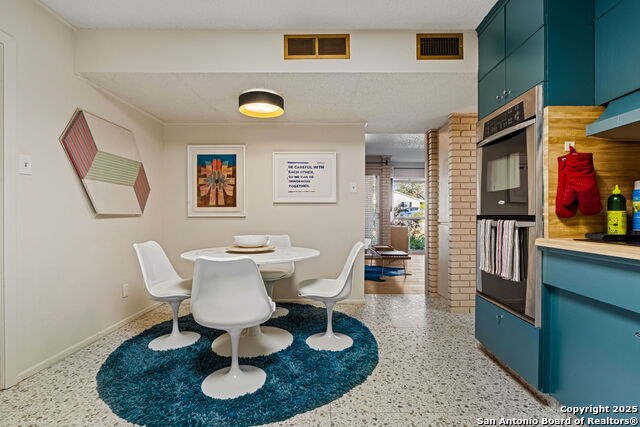 Image 33 of 46 For 1308 Spanish Oaks
