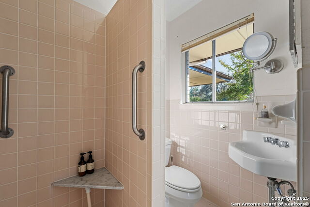Image 35 of 46 For 1308 Spanish Oaks