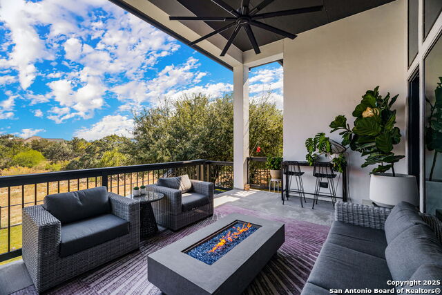 Listing photo id 30 for 1408 Corkscrew