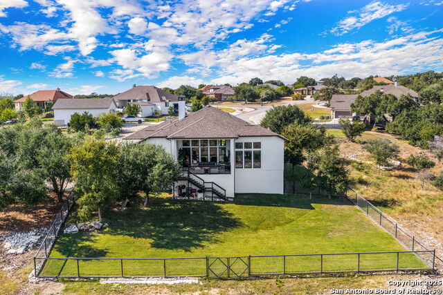 Listing photo id 31 for 1408 Corkscrew