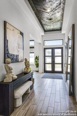 Listing photo id 4 for 1408 Corkscrew