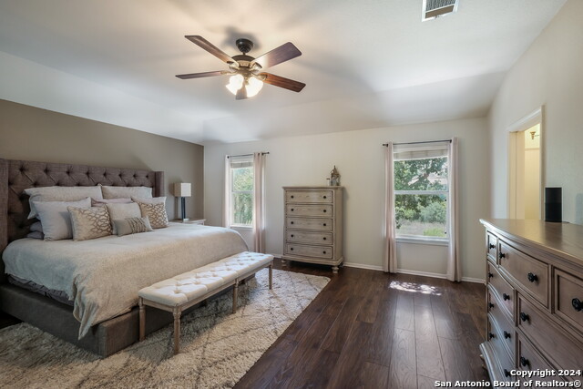 Image 13 of 28 For 20610 View Mdw