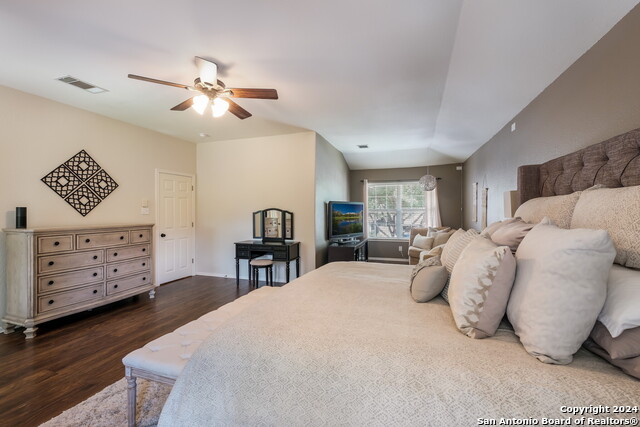 Image 16 of 28 For 20610 View Mdw