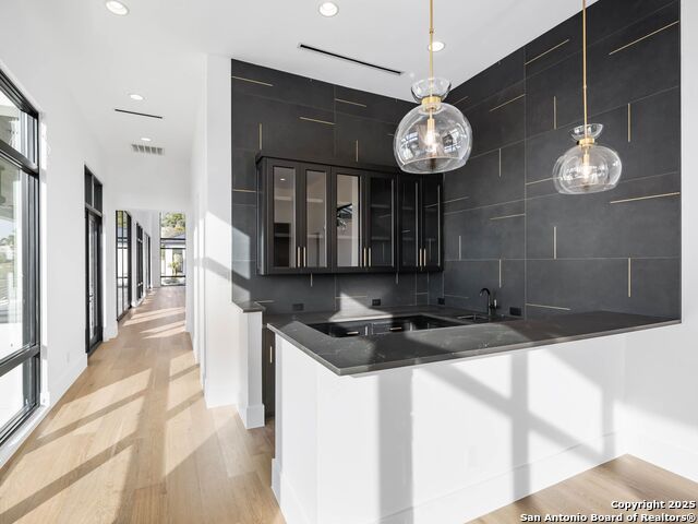 Listing photo id 19 for 21511 Privada Avila