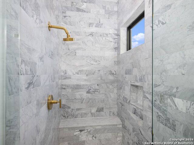 Listing photo id 40 for 21511 Privada Avila