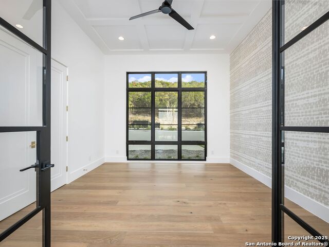 Listing photo id 41 for 21511 Privada Avila