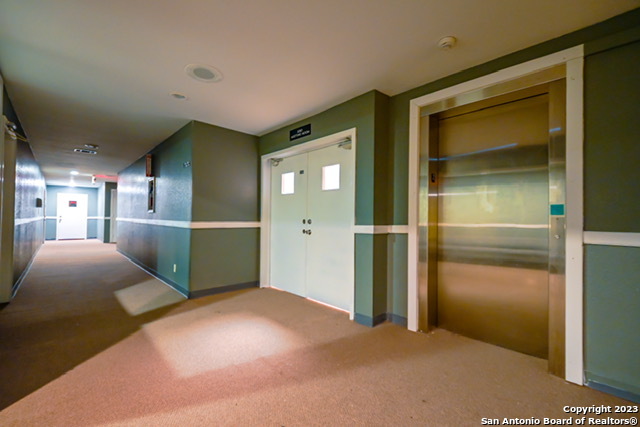 Listing photo id 13 for 3603 Fredericksburg Rd