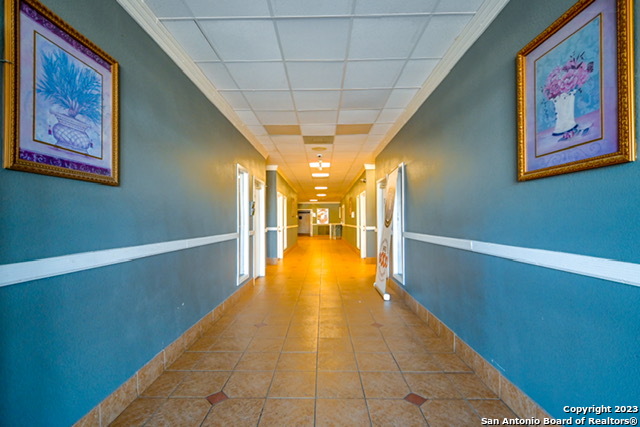 Listing photo id 6 for 3603 Fredericksburg Rd