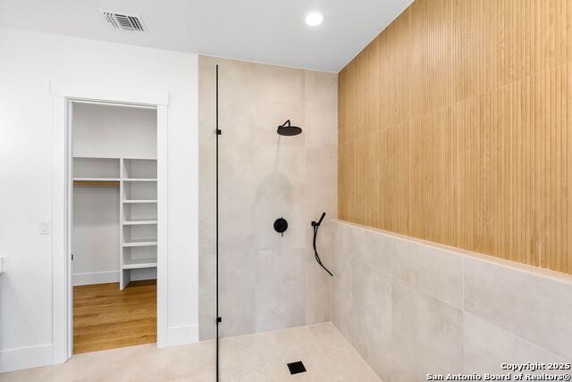 Image 27 of 56 For 456 Rio Azul Dr