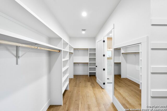 Image 30 of 56 For 456 Rio Azul Dr