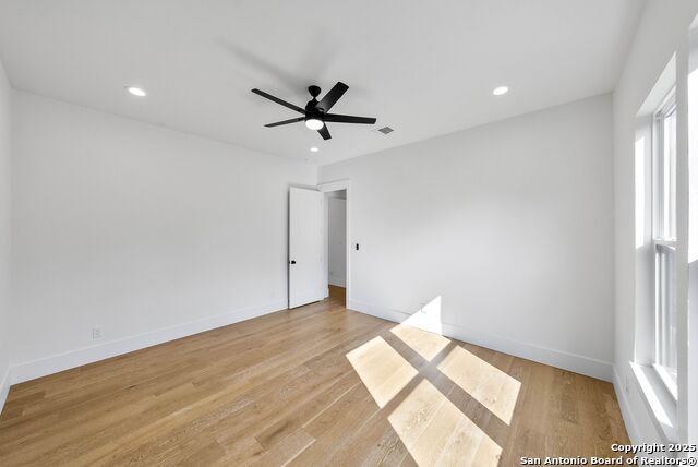 Image 35 of 56 For 456 Rio Azul Dr