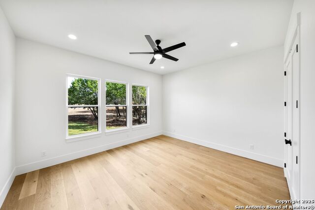 Image 36 of 56 For 456 Rio Azul Dr