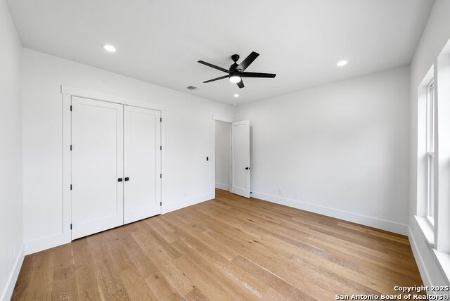 Image 37 of 56 For 456 Rio Azul Dr