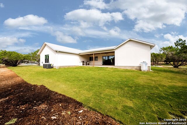 Image 49 of 56 For 456 Rio Azul Dr