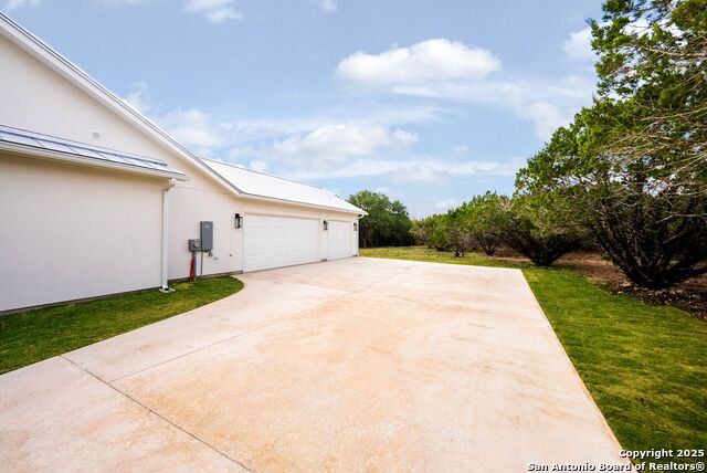 Image 52 of 56 For 456 Rio Azul Dr