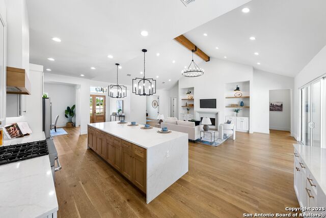 Image 8 of 56 For 456 Rio Azul Dr