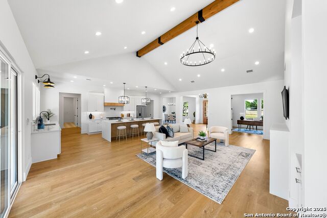 Image 9 of 56 For 456 Rio Azul Dr