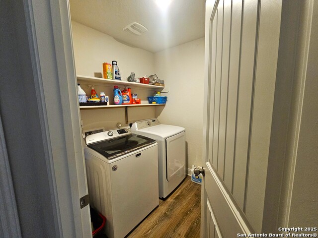 Image 10 of 34 For 1432 Acorn Wood