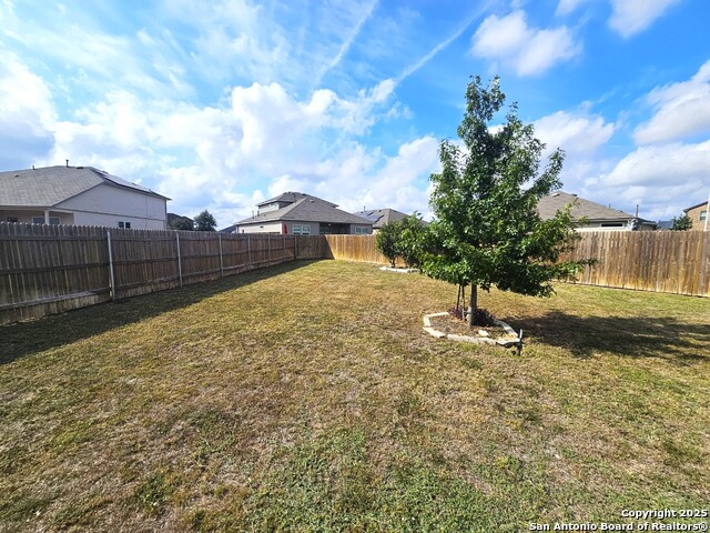 Image 31 of 34 For 1432 Acorn Wood