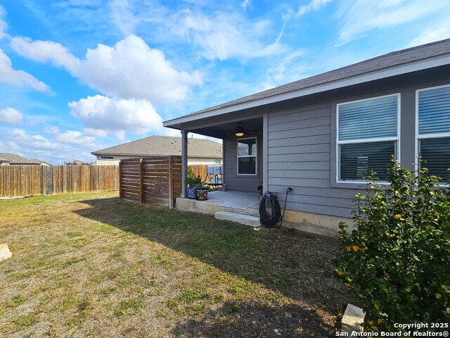 Image 34 of 34 For 1432 Acorn Wood