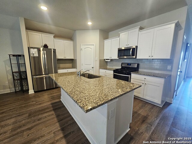 Image 6 of 34 For 1432 Acorn Wood