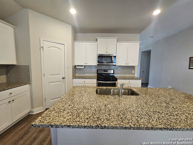 Image 7 of 34 For 1432 Acorn Wood