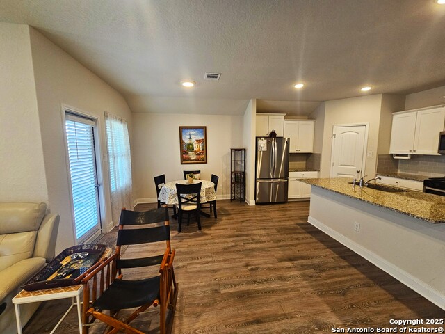 Image 9 of 34 For 1432 Acorn Wood