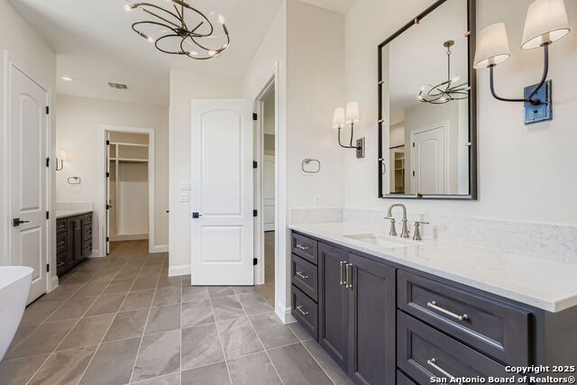 Listing photo id 19 for 6907 Bluff Run