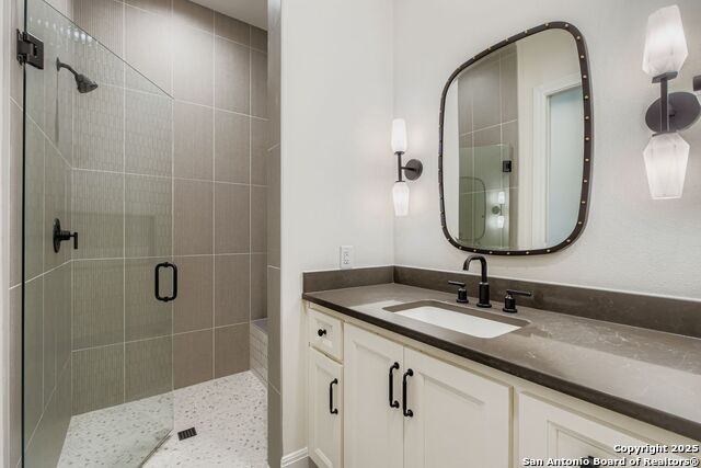 Listing photo id 23 for 6907 Bluff Run