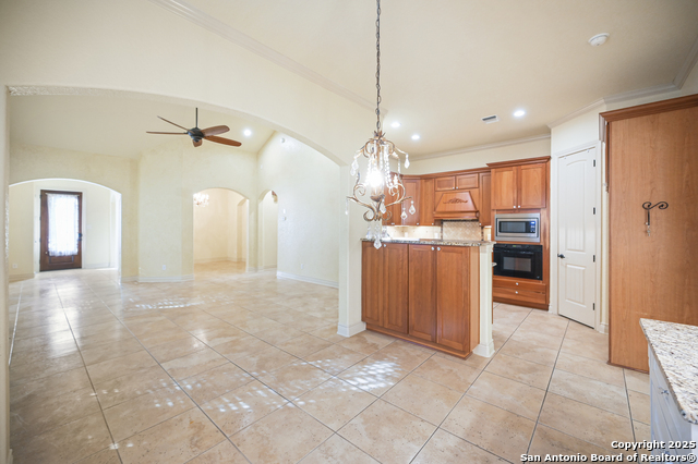 Image 10 of 29 For 13806 Oakview Cove