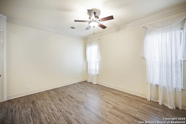 Image 13 of 29 For 13806 Oakview Cove