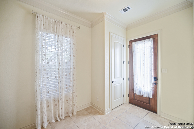 Image 23 of 29 For 13806 Oakview Cove