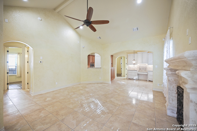 Image 6 of 29 For 13806 Oakview Cove